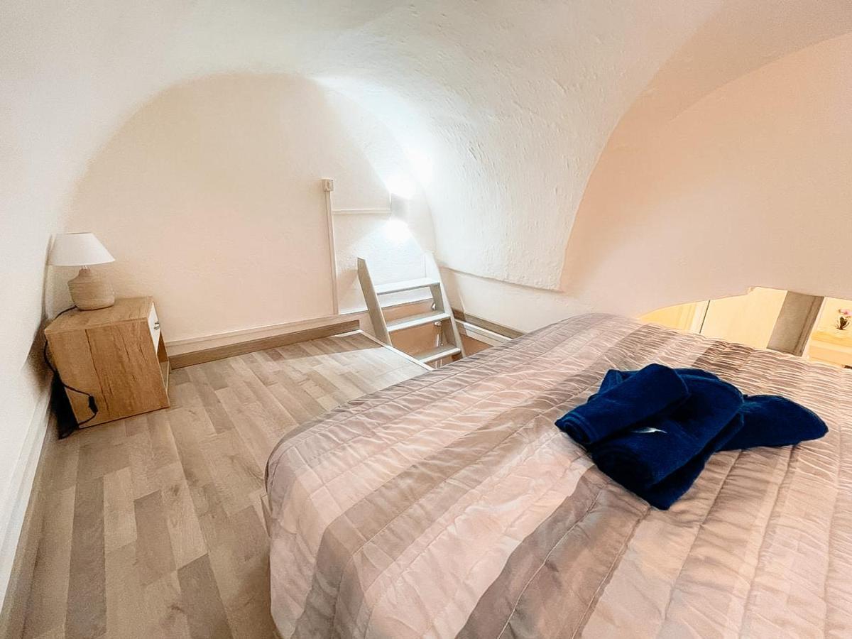 La Petit Maison Ostuni Bagian luar foto